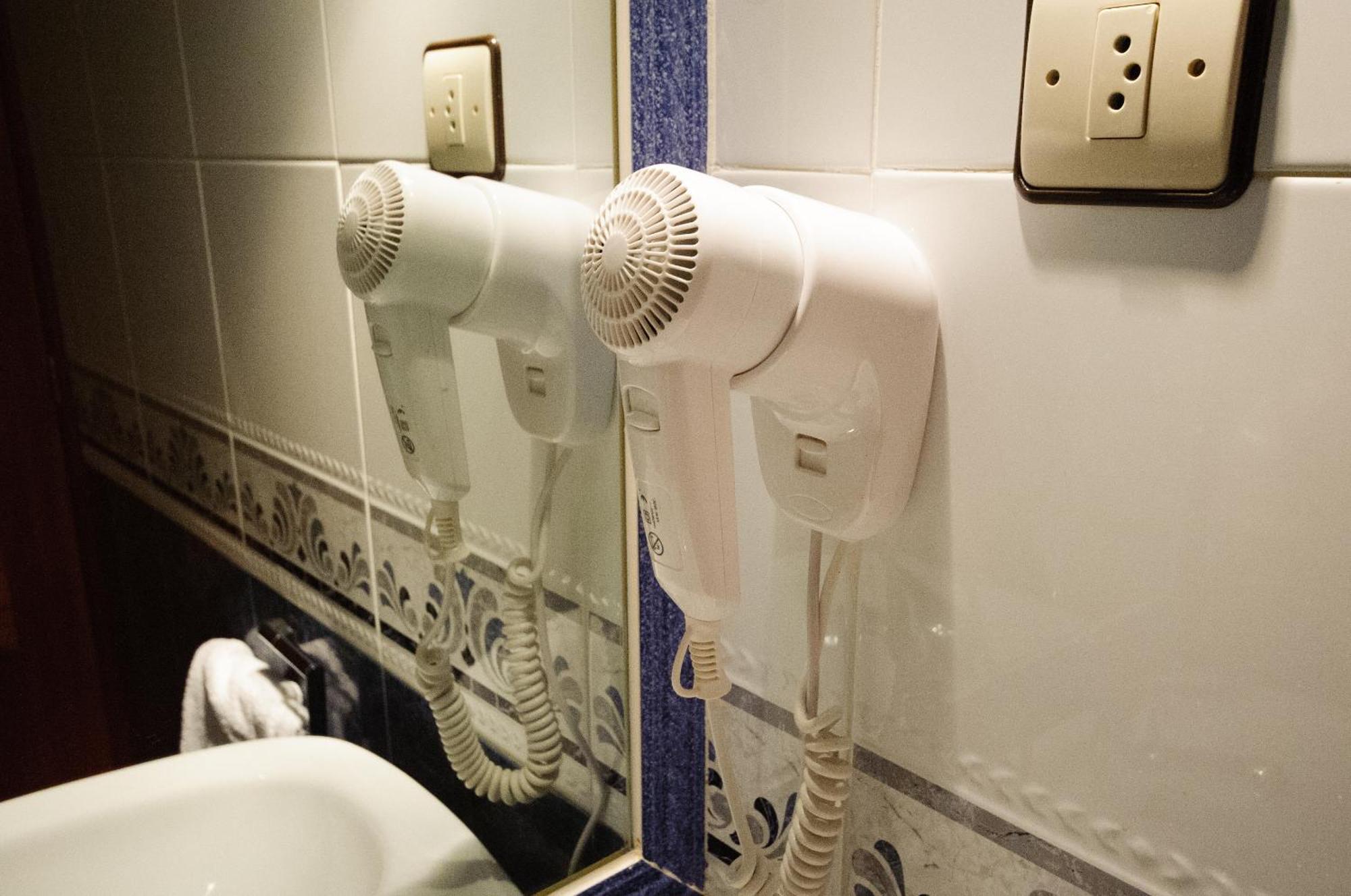 Hostal Restaurante La Trucha Benavente Værelse billede