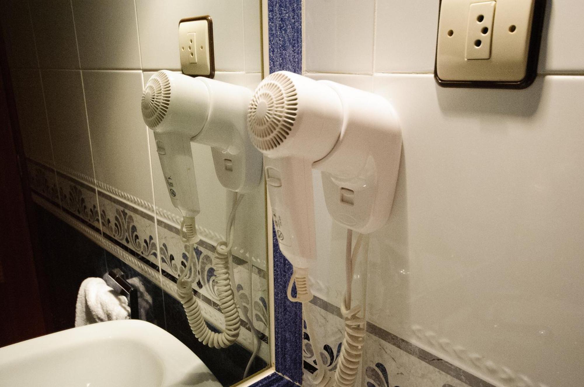 Hostal Restaurante La Trucha Benavente Værelse billede
