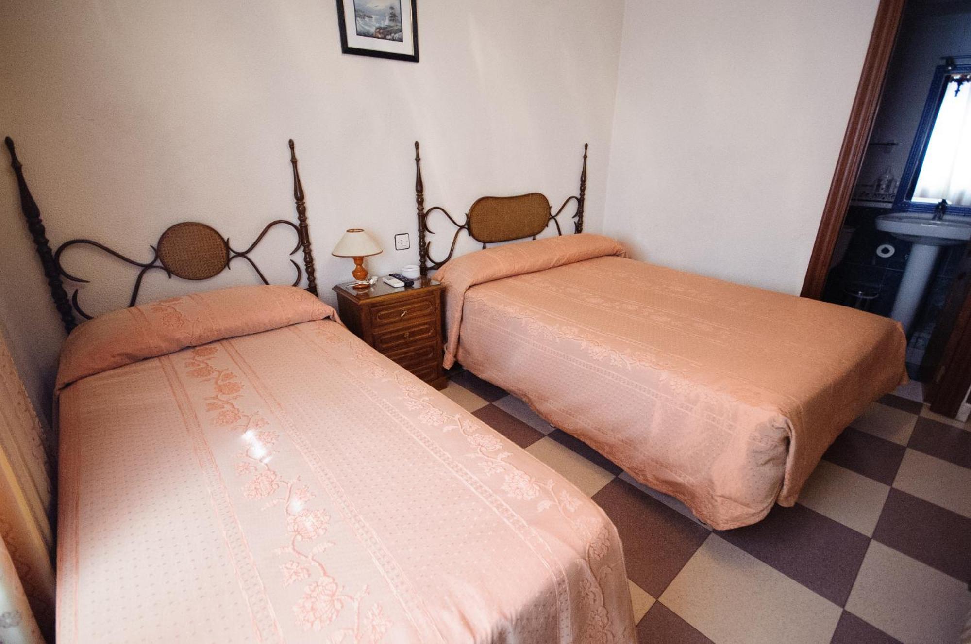 Hostal Restaurante La Trucha Benavente Værelse billede