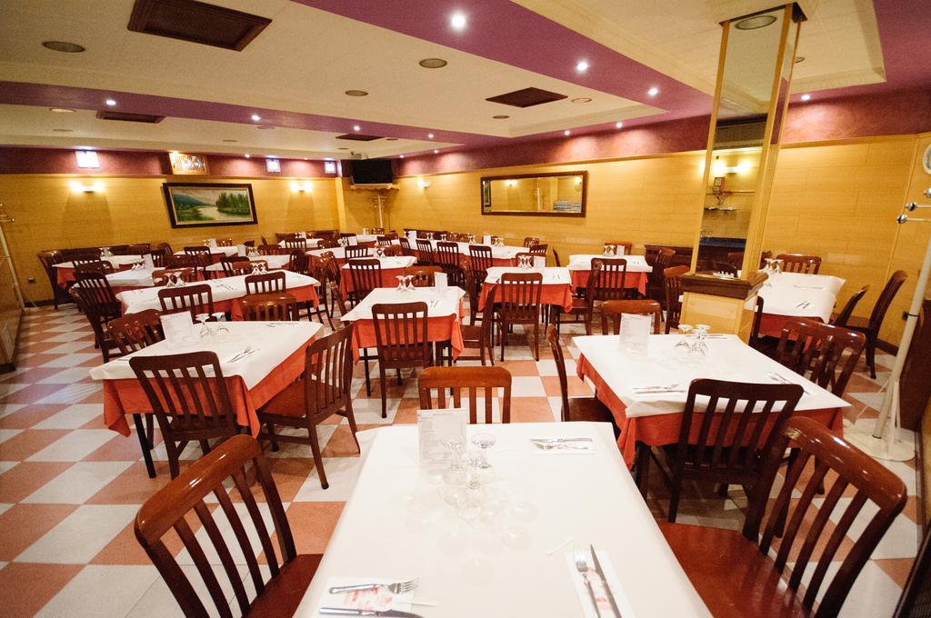 Hostal Restaurante La Trucha Benavente Eksteriør billede